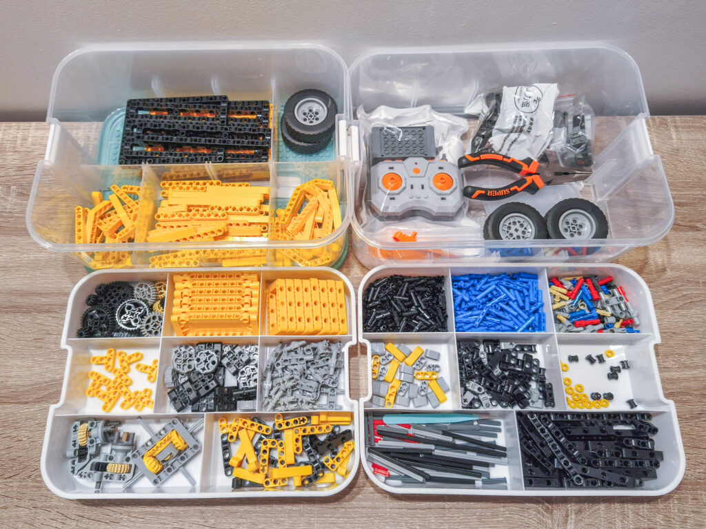 Brickfight building set 1200pcs Mould King